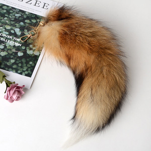 Porte-clés en fourrure de renard véritable, queue de loup, pompon en fourrure, magnifique accessoire, 40 cm, pour femmes, cadeaux, vente chaude en usine - Product Image 5