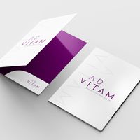 Carpetas de Cartón Personalizadas A4/A5 con Dos Bolsillos y Ranura para Tarjetas, Logotipo/Diseño Personalizado, Impresión con Laminado Brillante/Mate