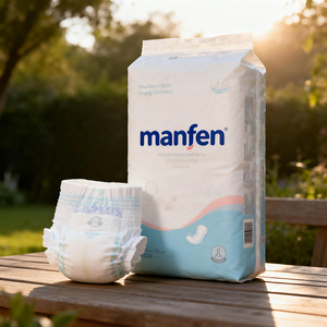 Couches-culottes imprimées roses élégantes pour bébé 2022 en tissu non-tissé doux et respirant avec protection 3D anti-fuites - Product Image 1