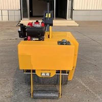 Compacteur vibrant à tambour unique autoporté haute efficacité 0,5T 1T pour le compactage de l'asphalte et du sol