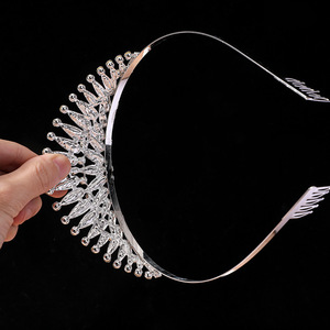 Nouvelles Demi-tiare en strass argentés, élégantes et simples, pour concours de beauté, cérémonies et soirées, accessoires pour <span class=keywords><strong>cheveux</strong></span>, tiaras et couronnes - Product Image 4