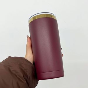 Nuevo en EE. UU. Vaso térmico de acero inoxidable de 20 oz con espejo dorado y acabado en polvo rojo y verde navideño, con pajita, para grabado láser - Product Image 3