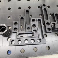 Meja Kerja Pengelasan Modular 3D Berkualitas Tinggi dengan Sistem Lubang 5 Sisi Presisi untuk Pengaturan Pengelasan Struktur Logam Besar