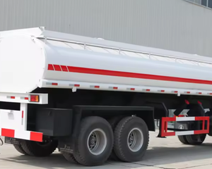 Camion de logistique énergétique tout-terrain Fengniao pour flottes professionnelles Capacité de charge 31-40T Réservoir 15001-30000L Moteur 351-450ch 6x4 - Product Image 1