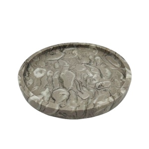 <span class=keywords><strong>Set</strong></span> di 4 <span class=keywords><strong>Accessori</strong></span> per <span class=keywords><strong>Bagno</strong></span> di Lusso in <span class=keywords><strong>Grigio</strong></span> e Oro Opaco con Testina Pompa Rotonda in Marmo Naturale - Product Image 4