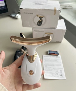 Dispositivo de Masaje Facial y de Cuello Multifuncional de Alta Calidad, Versión 2025, Anti-Acné - Product Image 1