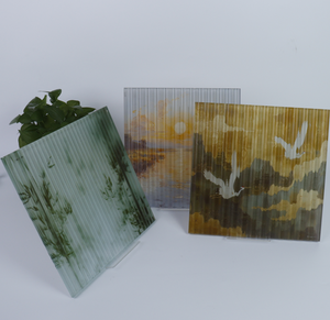 Panneau en verre cannelé avec impression paysage chinois, polyvalent pour cloisons, meubles et décoration de portes - Product Image 1