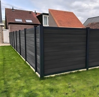 Résistant aux intempéries WPC Post Garden Trellis Panneau personnalisé Composite bois-plastique 6 pieds Clôture extérieure de confidentialité pour les maisons