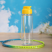 Bouteille d'eau portable transparente en PP, résistante aux hautes températures, avec cordon, couleur unie, usage général pour l'extérieur et le quotidien