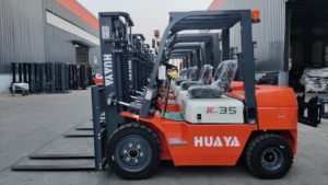 Nouveau chariot élévateur diesel/GPL de 1.5 tonnes du fabricant HUAYA chariot élévateur à gaz de 3 tonnes 2.5 tonnes 2 tonnes 3.5 tonnes 4 tonnes 5 tonnes Propane Energy - Product Image 3