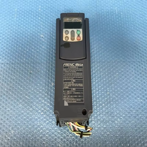 Variateur de fréquence FRENIC-<span class=keywords><strong>MEGA</strong></span> FRN0.4G1S-2J, retiré d'une machine en état de marche, automatisation industrielle, contrôleur PAC PLC - Prêt à être expédié - Product Image 1
