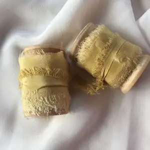 Diskon Besar 100% Sutra Buatan Tangan Murni Pita Krep Pabrik Langsung 2.5Cm Warna-warni Ukuran Hadiah Natal Pinggiran Berjumbai - Product Image 4