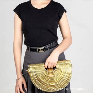 <span class=keywords><strong>La</strong></span> Nueva Bolsa para Fideos de Calidad 2025, un Éxito Popular en Línea, Presenta un Diseño de Nicho. Es un bolso de hombro sencillo y moderno. - Product Image 3
