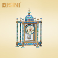 Horloge de Table cloisonnée de luxe plaquée or, classique, motifs floraux exquis, horloge de bureau en émail avec couvercle en verre