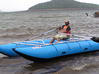 Bateau Thundercat pour eaux rapides / Cataraft gonflable pour rivière / Bateau ponton gonflable