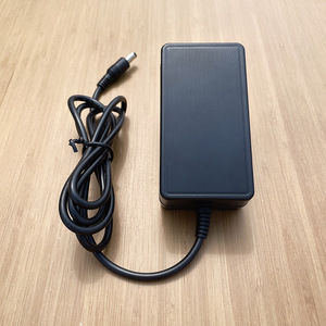 อะแดปเตอร์แปลงไฟ 12V 5A ปลั๊ก SA แหล่งจ่ายไฟ DC สำหรับลำโพงและจอแสดงผล - Product Image 3