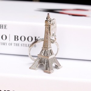 Porte-clés en métal 3D de Paris Tour Eiffel, petit cadeau, pendentif, porte-clés personnalisé - Product Image 4