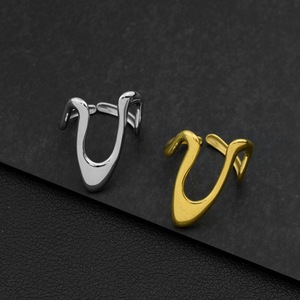 Nouveauté 2026 : Bague géométrique irrégulière au design simple et original, en acier inoxydable, réglable, unisexe, luxe léger, bijoux en gros - Product Image 3