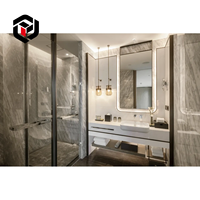 Suites d'hôtel de luxe à fenêtre panoramique cinq étoiles, chambre double, lit king-size rembourré en bois de chêne écologique, dressing avec éclairage LED