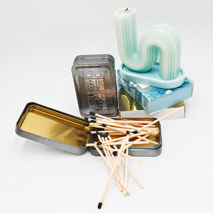 Boîte d'allumettes en fer publicitaire personnalisée <span class=keywords><strong>pour</strong></span> hôtels <span class=keywords><strong>grande</strong></span> bougie de ménage <span class=keywords><strong>cheminée</strong></span> allumettes forme de bâton imprimé en gros disponible - Product Image 6