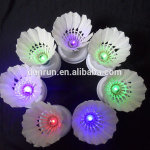 DunRun Hochwertiger <span class=keywords><strong>LED</strong></span>-<span class=keywords><strong>Badminton</strong></span>-Federball Leuchtender Entenfeder-Federball/<span class=keywords><strong>LED</strong></span>-<span class=keywords><strong>Badminton</strong></span>-Federball - Product Image 3