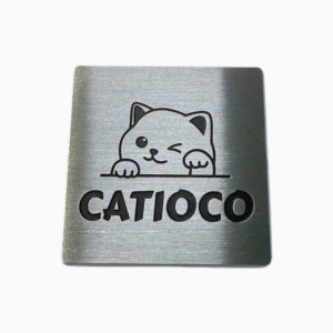 Tùy chỉnh kim loại chất lượng cao biểu tượng khắc logo Debossed thời trang tên nơi không thấm nước thép không gỉ TAG - Product Image 1