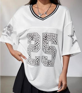 تي شيرتات نسائية كبيرة الحجم Y2k برقبة على شكل حرف V تي شيرت فضفاض بأكمام قصيرة ملابس بريبي - Product Image 4