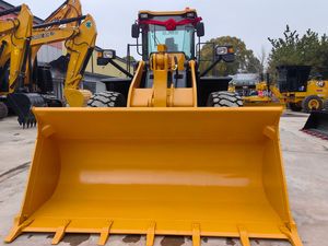 รถตักล้อยาง SDLG 956F มือสอง ขนาด 5 ตัน ได้รับการรับรองมาตรฐาน CE/EPA เครื่องยนต์ Weichai ระบบไฮดรอลิก สำหรับงานก่อสร้าง - Product Image 3
