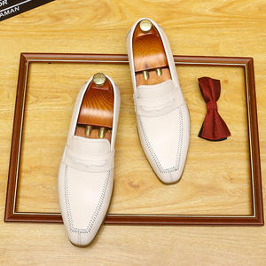 Dernières ventes de chaussures de bureau d'affaires luxueuses sur mesure en cuir chaussures habillées formelles pour hommes - Product Image 2