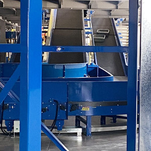 OEM ODM Logistics <span class=keywords><strong>Belt</strong></span> Băng Tải/Băng Tải Phẳng Cho Trung Tâm Phân Phối Nhanh - Product Image 4