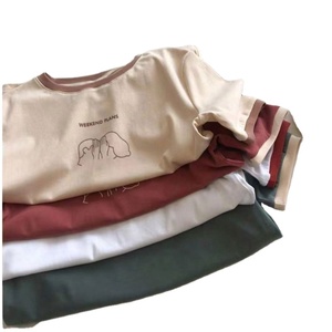Tops pour femmes en gros au prix le plus bas, t-shirt à manches courtes imprimé léger - Product Image 6