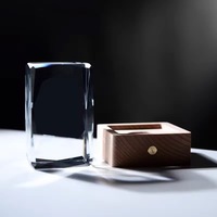 Coffret Cadeau Personnalisé avec Gravure Laser Motif Personnalisé sur Cristal K9 Carré Blanc et Base Lumineuse Colorée