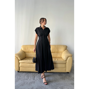 เดรสผ้าป๊อปลินสีดำแขนกุดทรงหรูหรา แต่งดีเทลจับจีบช่วงเอว ติดกระดุมด้านหน้า เหมาะสำหรับใส่ทำงาน ไซส์ S - Product Image 2