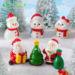 Nuevos microadornos <span class=keywords><strong>de</strong></span> paisaje en miniatura <span class=keywords><strong>de</strong></span> Weijs, Papá Noel, lindos muñecos <span class=keywords><strong>de</strong></span> nieve, accesorios decorativos <span class=keywords><strong>de</strong></span> bolas <span class=keywords><strong>de</strong></span> cristal y pequeños adornos <span class=keywords><strong>de</strong></span> escritorio. - Product Image 2