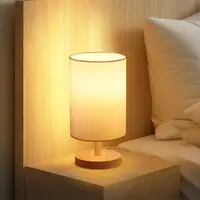BSCI יצרן מותאם אישית 2022 פופולרי ליד המיטה מעץ מלא שולחן מנורת בסיס עם מרקם בד מנורת צל