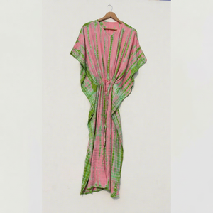 Nouvelle arrivée : Caftan en mousseline de soie à motif floral, col en V, en spandex/coton, teint à la main, longueur genou, tenue de vacances, robe kimono, taille plus pour femmes - Product Image 1