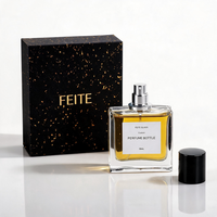 Flacon de parfum plat de 50 ml, design personnalisé, flacon de parfum en verre vide haut de gamme avec boîte d'emballage et bouchon magnétique