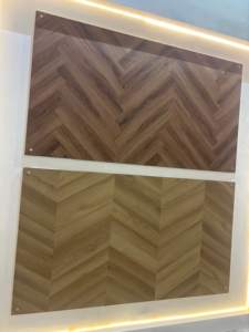 Suelo Spc de suministro de fábrica, 8mm, 6mm, 5mm, suelo de madera Lvt de vinilo, suelo SPC impermeable - Product Image 2