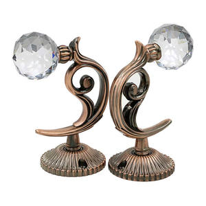 Пара стеклянных хрустальных крючков для штор - Product Image 2