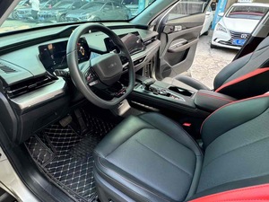 Changan <span class=keywords><strong>Auchan</strong></span> Z6 fabriqué en Chine pas cher voiture d'occasion essence caméra arrière toit ouvrant panoramique siège électrique transmission automatique 2.0T - Product Image 6