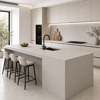 Dalles en pierre frittée effet marbre Calacatta - Grand format, surface brillante, design moderne pour cuisines, sous-sols, escaliers et accents décoratifs