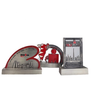 <strong>2026</strong> <strong>New</strong> <strong>Product</strong> Customized Triathlon Trophy 3D Metal Design Football Basketball Champions League Trophy - Product Image 6