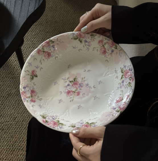 จานซุปดอกกุหลาบสีชมพู