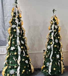 ต้นคริสต์มาสแบบป๊อปอัพขนาด 6 ฟุต พร้อมไฟ LED ควบคุมด้วยรีโมท ต้นคริสต์มาสประดิษฐ์แบบพับได้ ตกแต่งสำหรับงานปาร์ตี้วันหยุด - Product Image 2