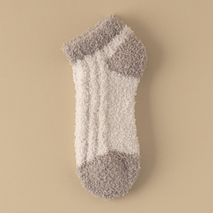Chaussettes douillettes et chaudes d'hiver pour femmes, en tricot épais et duveteux, motif uni, longueur mi-mollet, usage quotidien en intérieur, compression <span class=keywords><strong>classe</strong></span> 4, en stock - Product Image 5