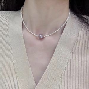 Collier pendentif en or jaune 18 carats avec perle naturelle violette de 11-12 mm ronde, légèrement imparfaite, forte brillance, directement de l'usine - Product Image 4