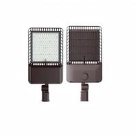 Lampadaire LED haute efficacité de type boîte à chaussures, étanche IP65, pour applications extérieures municipales, commerciales, autoroutières et routières publiques