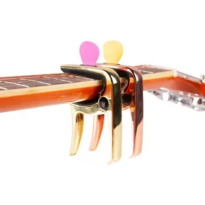 Groothandel capo gitaar pick houder-Bestus Rose God Multifunctionele Capo Met 3Pc Picks Oem Custom Gitaar Ukulele Capo Houder