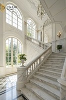 Escalier en marbre courbé sur mesure YUSHI pour villas européennes de luxe, idéal pour les projets de design d'intérieur – Vente en gros directe de l'usine de pierre