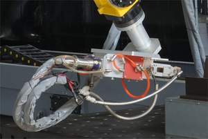 Robot industriel à 6 axes, machine de soudage au laser à fibre, automatique, haute puissance, Fanuc M-710iC70, refroidissement par eau, haute efficacité - Product Image 2